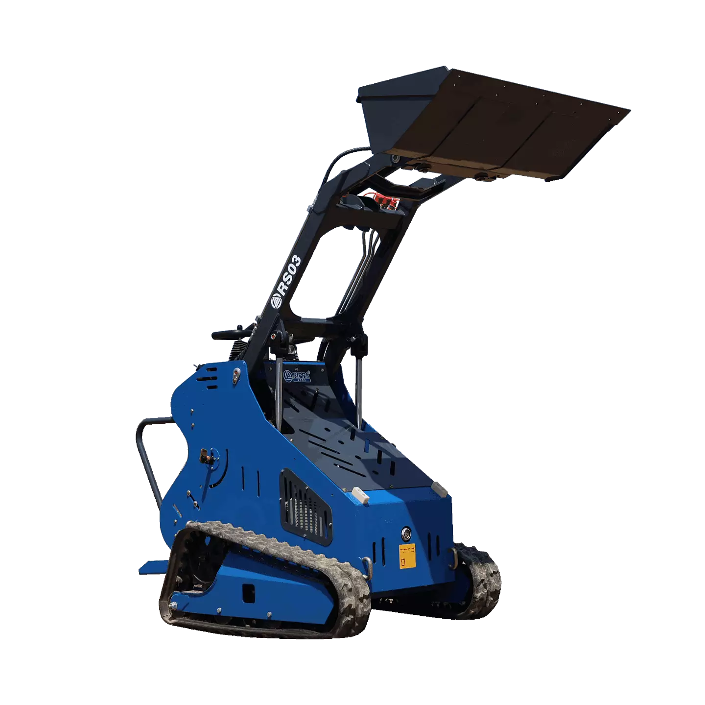 Sininen, telaketjuilla varustettu pienkuormaaja, jossa on musta kauha, seisoo mustalla taustalla.